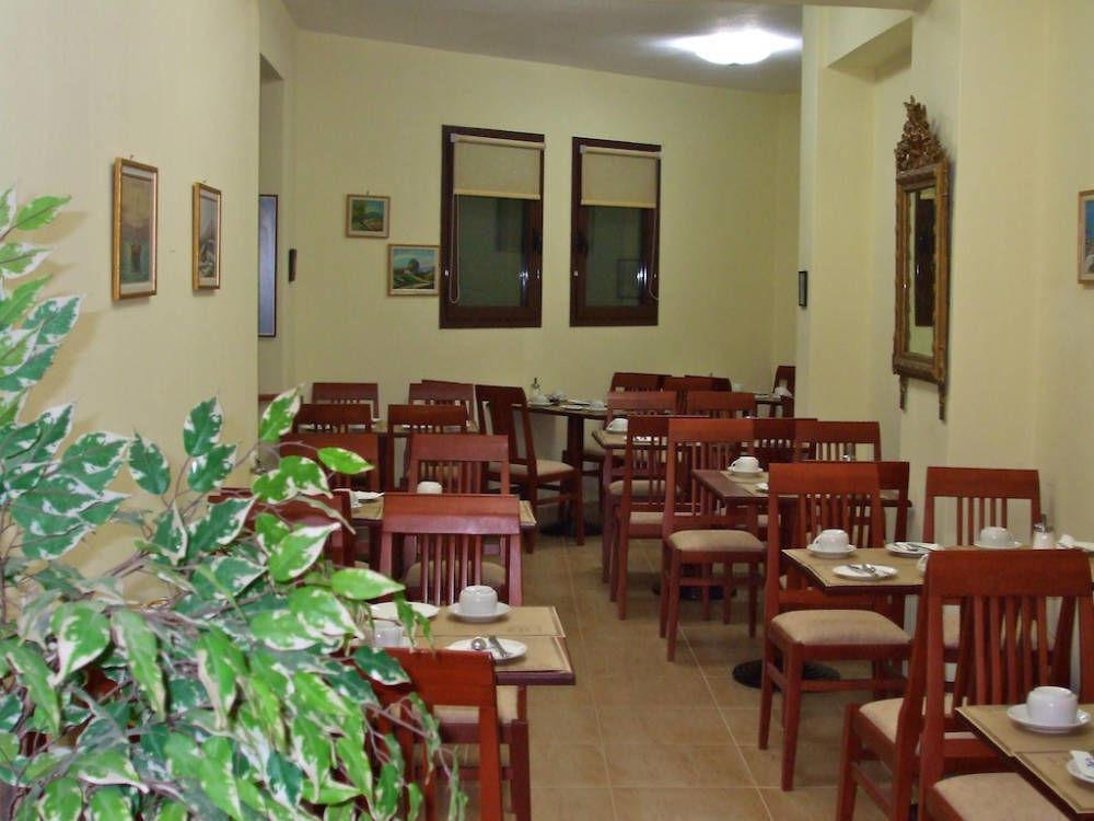 Denise Hotel Skopelos Exterior foto